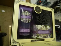 Aromas Artesanales De Antigua Gift Set Lilac Blossom Soap Bath Gel More Aromas Artesanales De Antigua Gift Set Lilac Blossom Soap Bath Gel More