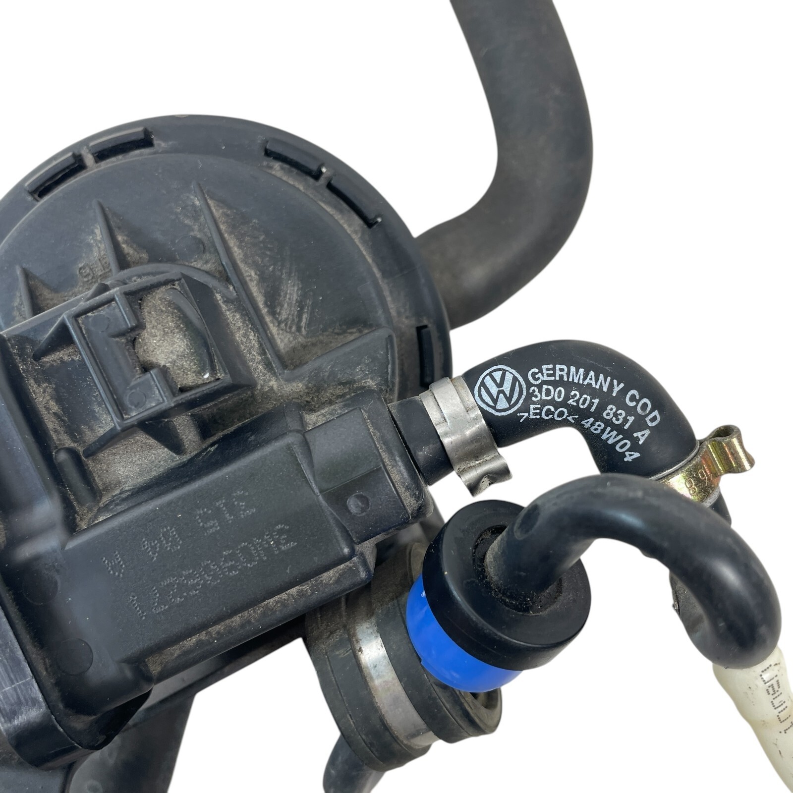 2003-2010 Bentley Continental GT Coupe Fuel emission leak detection pump OEM