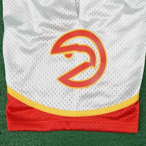 Atlanta Hawks NBA Mitchell&Ness White/Red Men's Shorts - Picture 4 of 5