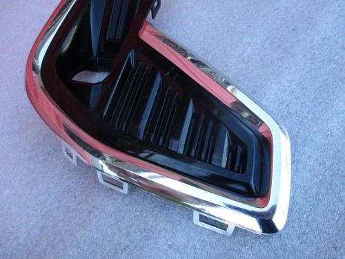 GM Lamp Bezel for 2020 2022 GMC Acadia Denali Front Left Fog Light Trim Cover - Picture 5 of 11