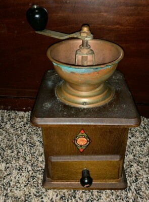 Vintage Garantied Forged Grinder Brown Wooden Antique Coffee Bean Grinder
