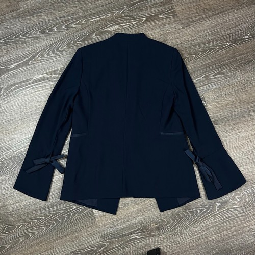 Willi Smith Navy Blue Open Front Bell Sleeve Blazer Size S EUC - Picture 2 of 8