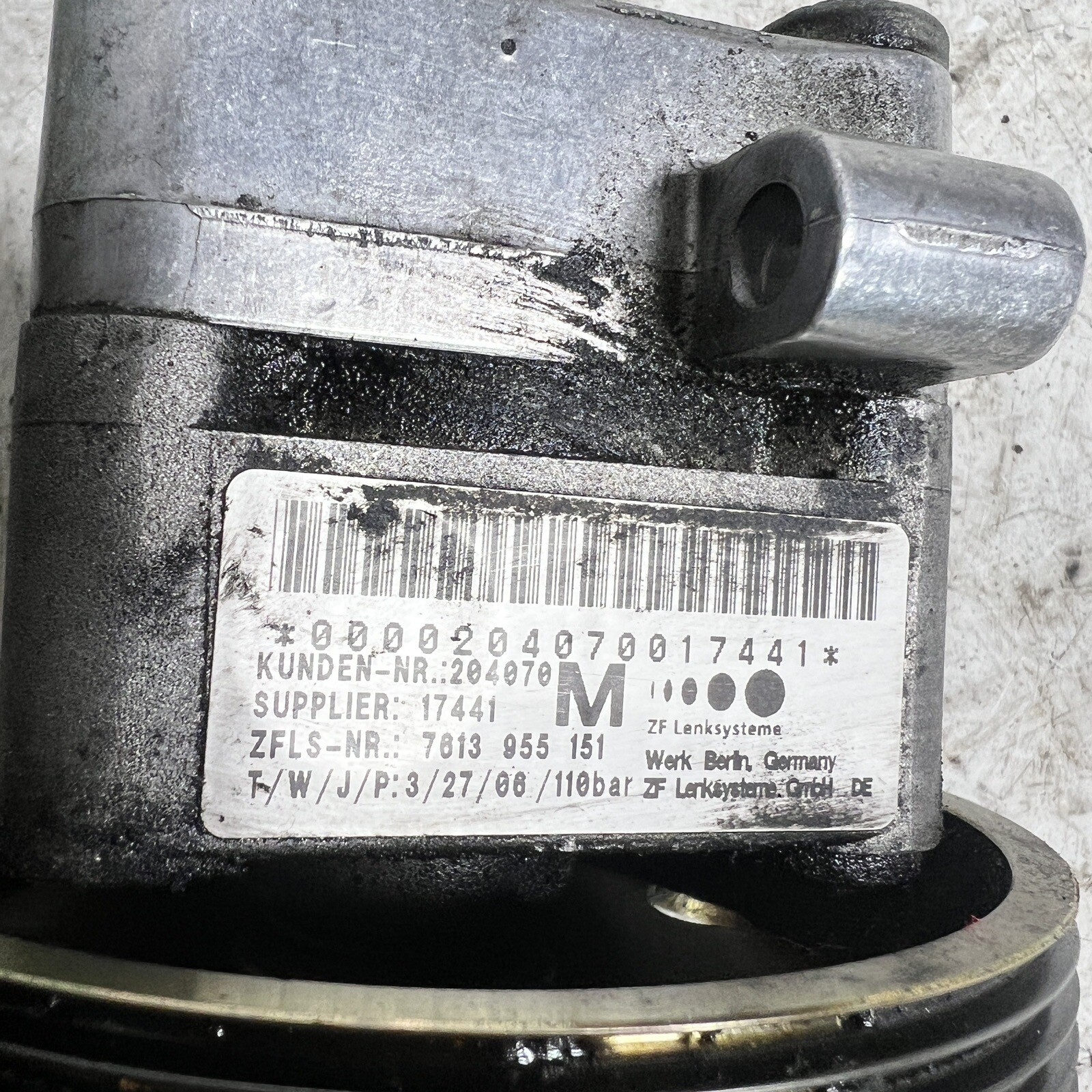 04-08 Maserati Quattroporte Power Steering Pump M139 F136