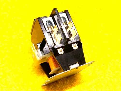 SPRECHER + SCHUH CDP2-A2P40A-120 2-Pole 40 FLA DEFINITE PURPOSE CONTACTOR 120V C - Picture 7 of 11