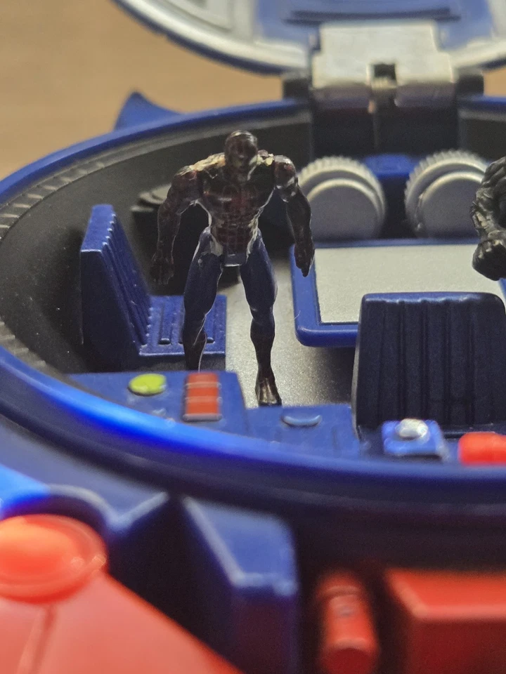 Juegos Deep Space Battle Ship Attack 1997 Spider-Man VS Venom Interceptor Nuevo Foto 3 de 4