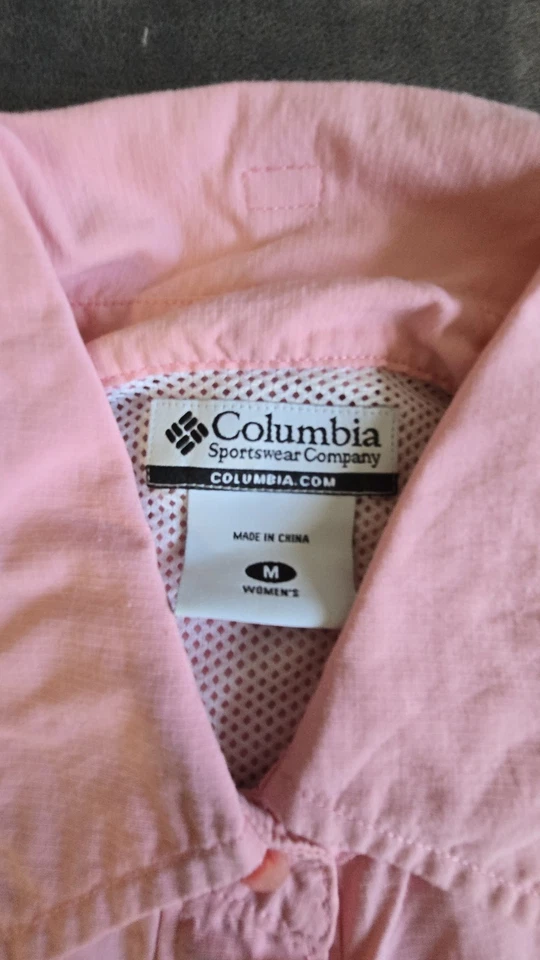 Columbia Women's Medium  PFG Tamiami II Long Sleeve Shirt darker Pink - Image 4 of 4