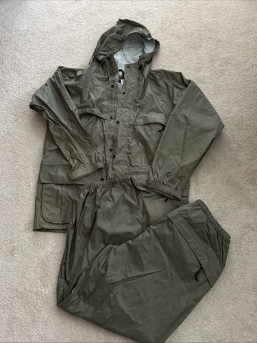 Orvis Mens Rain Suit L X Army Green Pockets Hooded Sailing Fishing Stowaway Gear