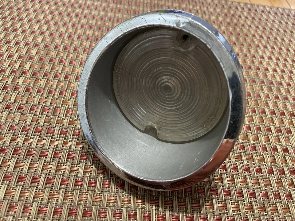 Pontiac Catalina 1962 1963 luz de reversa carcasa y lente (encendido-16-2) Foto 2 de 4