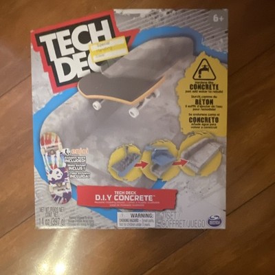 Tech Deck D.I.Y. Concrete Playset Ramp Kit w/ Fingerboard, Ages 6+