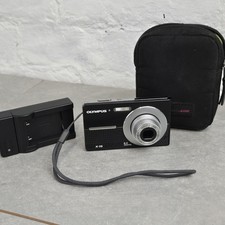 Olympus X-925 Digital Camera 12MP 5x Zoom Compact Point & Shoot Black