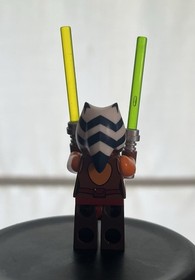 LEGO Star Wars Ashoka Tano Padawan Minifigure SW0452