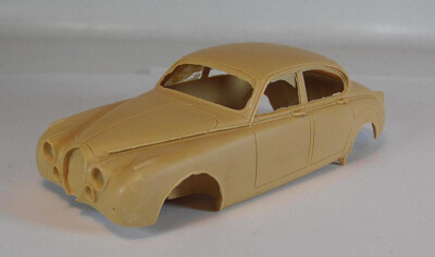 PROVENCE MOULAGE KIT Montée Resine1 43 Jaguar MK VII Carrera
