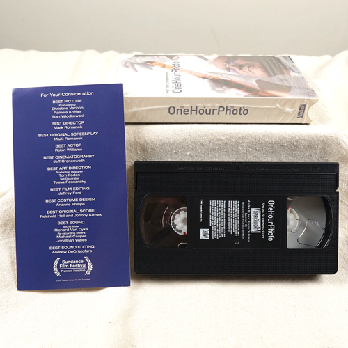 One Hour Photo VHS Promo 2002 FYC Special Screener Widescreen Robin Williams - Picture 6 of 11