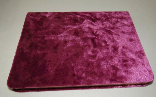 LADY JAYNE MAUVE CRUSHED VELVET EMBROIDERED UNICORN APPLIQUE GILDED JOURNAL - Picture 5 of 6