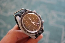 Swatch Omega MoonSwatch - Mission To The Moon Speedmaster - Extra Band + Papers