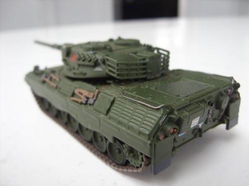 Italian Army Bellinzago Krauss-Maffei Leopard 1A2 Tank 1998 1/72 Diecast IXO - Picture 8 of 11