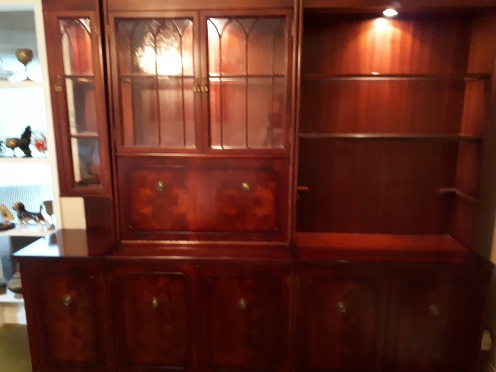 Vintage 3 pc Mahogany Glass Display, TV Unit/Mirrored Cocktail