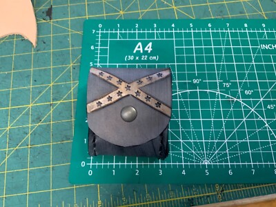 Handmade Leather Speed loader/Cylinder Pouch Belt Attach