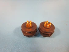 LOT OF 2 Conxall Switchcraft 7282-4SG-300, Plastic Connector Panel Mount