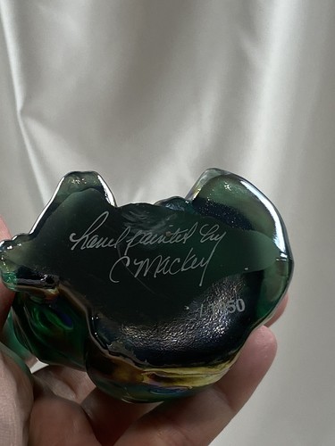 Fenton Iridescent Carnival Glass Hand Painted Sitting Cat Figurine C Mackay - Picture 7 of 7
