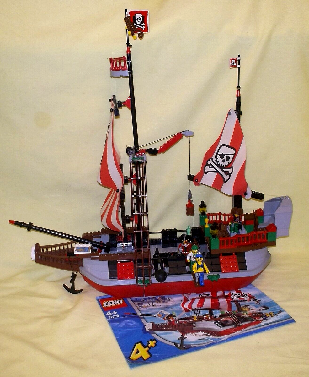 4+ JUNIORS CAPTAIN REDBEARDS PIRATE SHIP 7075 673419032247 UK