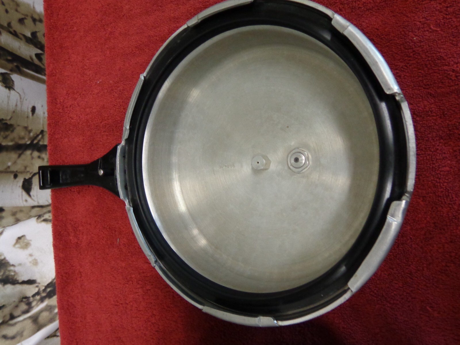 Manttra Pressure Cooker TTK Prestige 4.2 Qt With Standoff Rack 16630