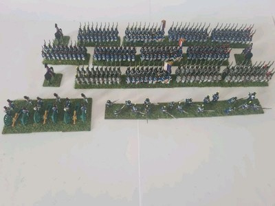 Epic Battles Französische Infanteriebrigade komplett bemalt und auf Basis
