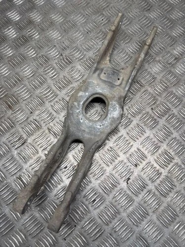 MERCEDES-BENZ E W211 Querlenker hinten links A2053300 2.20 Diesel 2019 33385210