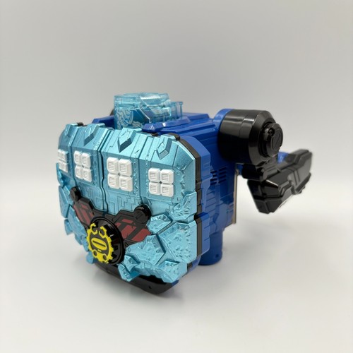 Kamen Rider Build DX Grease Blizzard Knuckle Bandai Transformation Toy Limited - Bild 5 von 6