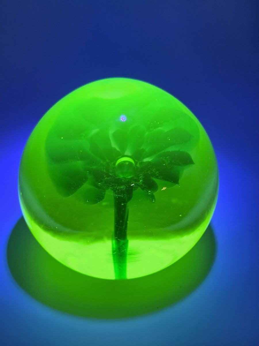 BOYD / DEGENHART Vaseline Uranium Glass Flower Paperweight GLOWS
