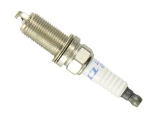 Denso (4506) PKH20TT Platinum TT Spark Plug, (Pack of 1) 1 Count (Pack of 1)