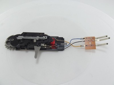 45 )  Fleischmann Motor / Antrieb für Drehscheibe 6652 / 6052