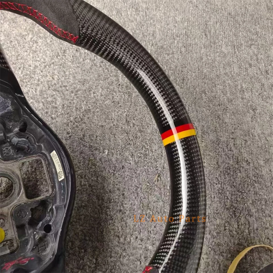 Volante de gamuza de fibra de carbono personalizado para Volkswagen Golf 2008-2012 GTI Foto 3 de 4