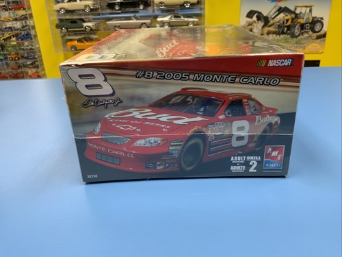 AMT ERTL #8 2005 MONTE CARLO NASCAR DALE EARNHARDT JR. "NEW" - Picture 3 of 5