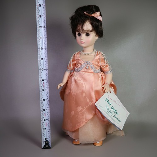 Madame Alexander First Lady Ellen Wilson 14" Series V with Pearls USA - Picture 11 of 11
