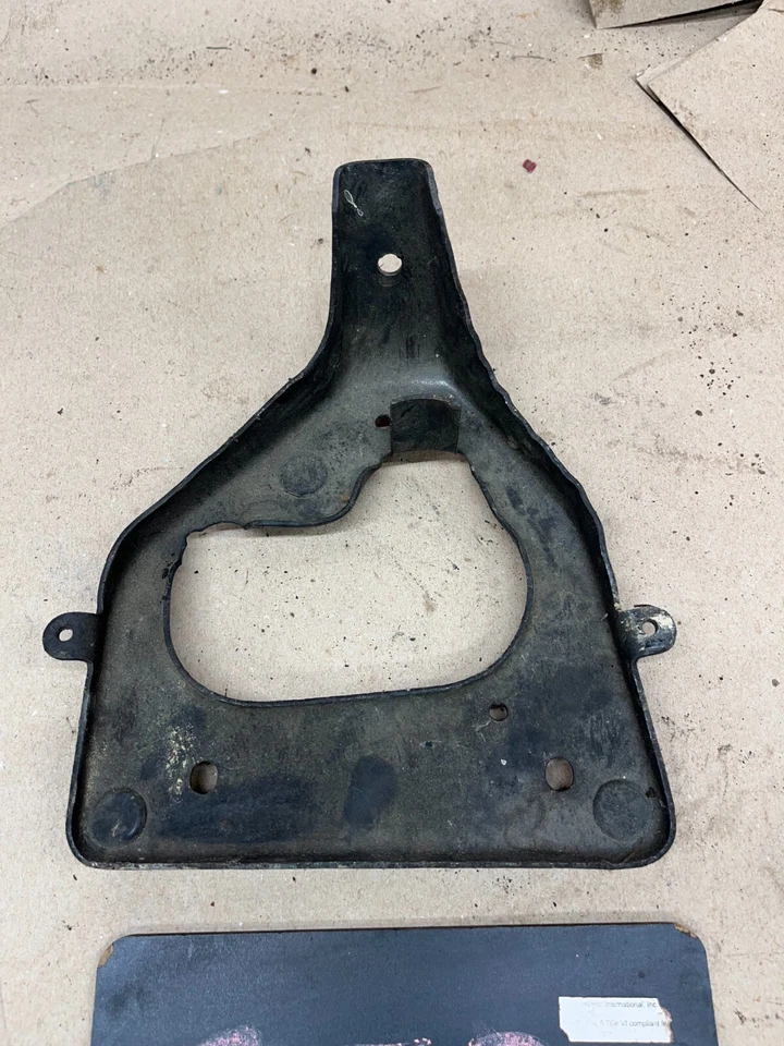 Chevrolet Bel Air Biscayne Impala 1961 1962 columna de dirección soporte de montaje soporte Foto 2 de 4