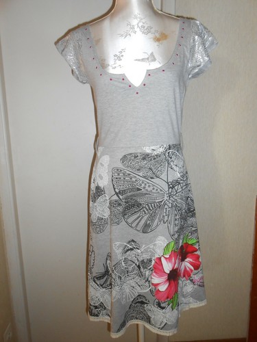 Robe Desigual Colorée – Taille M / 38 – Longueur 92 Cm – Évasée