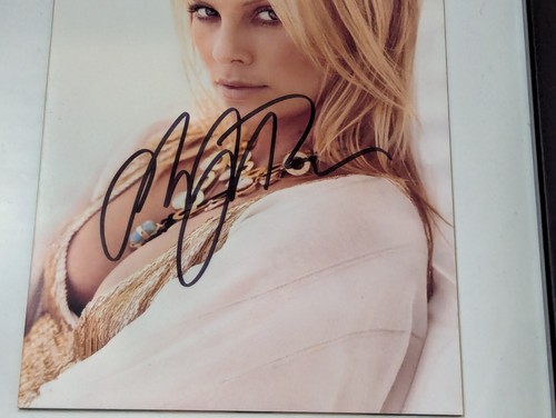 Charlize Theron Signed Autographed 4x6 Framed Photo with COA - Foto 2 di 4