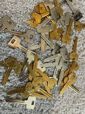 lot of 44 GM BLANK KEY B-55  UNCUT CURTIS and ilco KEY