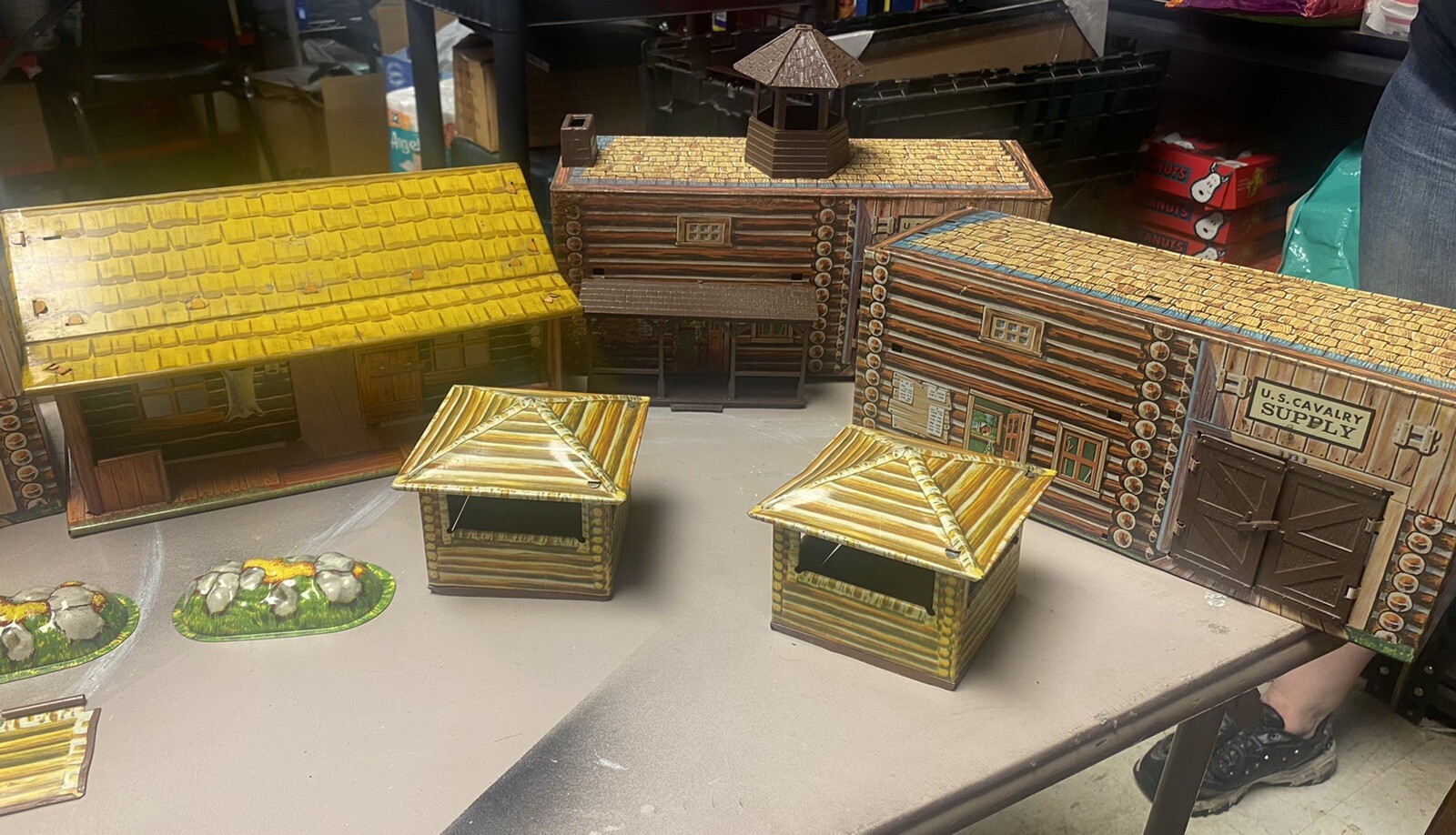 Marx western Playsets Accessories Tin Toys Ect A Huge Mix Of Stuff eBay