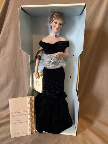 Ashton Drake Diana 'Princess of Glamour' Doll Blue Velvet in Travolta gown w/Box - Picture 1 of 15