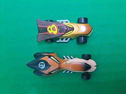 Disney Wild Racers Challenge Pack Pride Land Flyer & Sinister Streetrod 1:64 - Picture 4 of 6