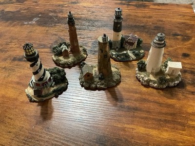  Coastal Collection  Set Of 5 Lighthouse Figurines