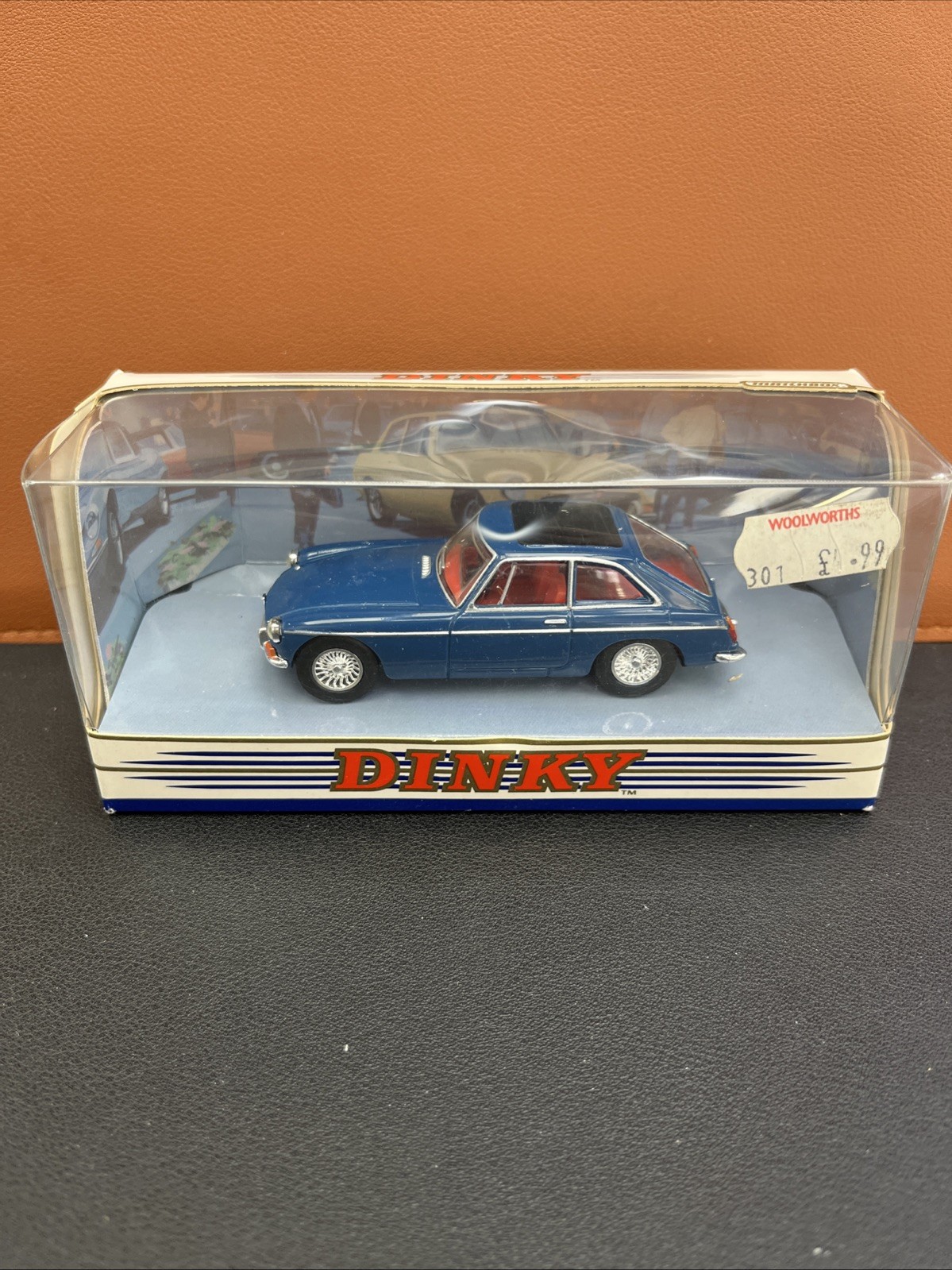 Dinky DY3 MGB GT 1965 Matchbox Die Cast Car Free Uk Postage