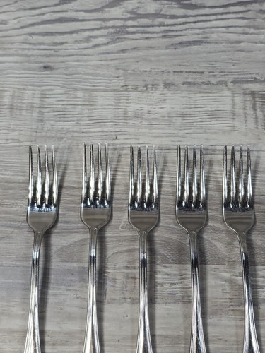Calderoni Stainless OXFORD Set of 5 Dinner Forks 8" 18/10 - Picture 3 of 9