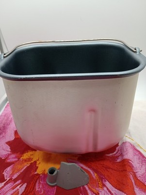 Vintage Magic Chef Horizontal Bread Basket And Kneader Model # VBM200-C1