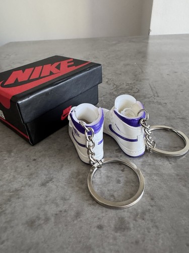 Nike Air Jordan Sneaker 3D mini Key ring Gift Set White Xmas BRAND NEW WITH BOX - Foto 5 di 6