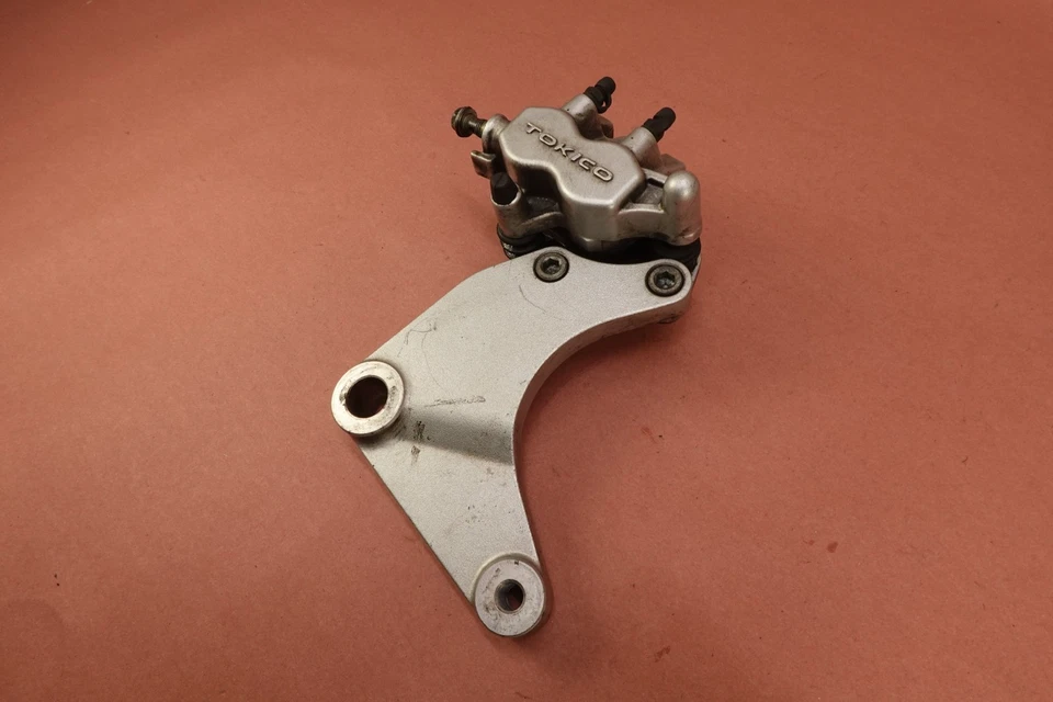 1996-2008 KAWASAKI VULCAN 1500 VN1500L Rear Brake Caliper Mount Bracket - Image 2 of 4