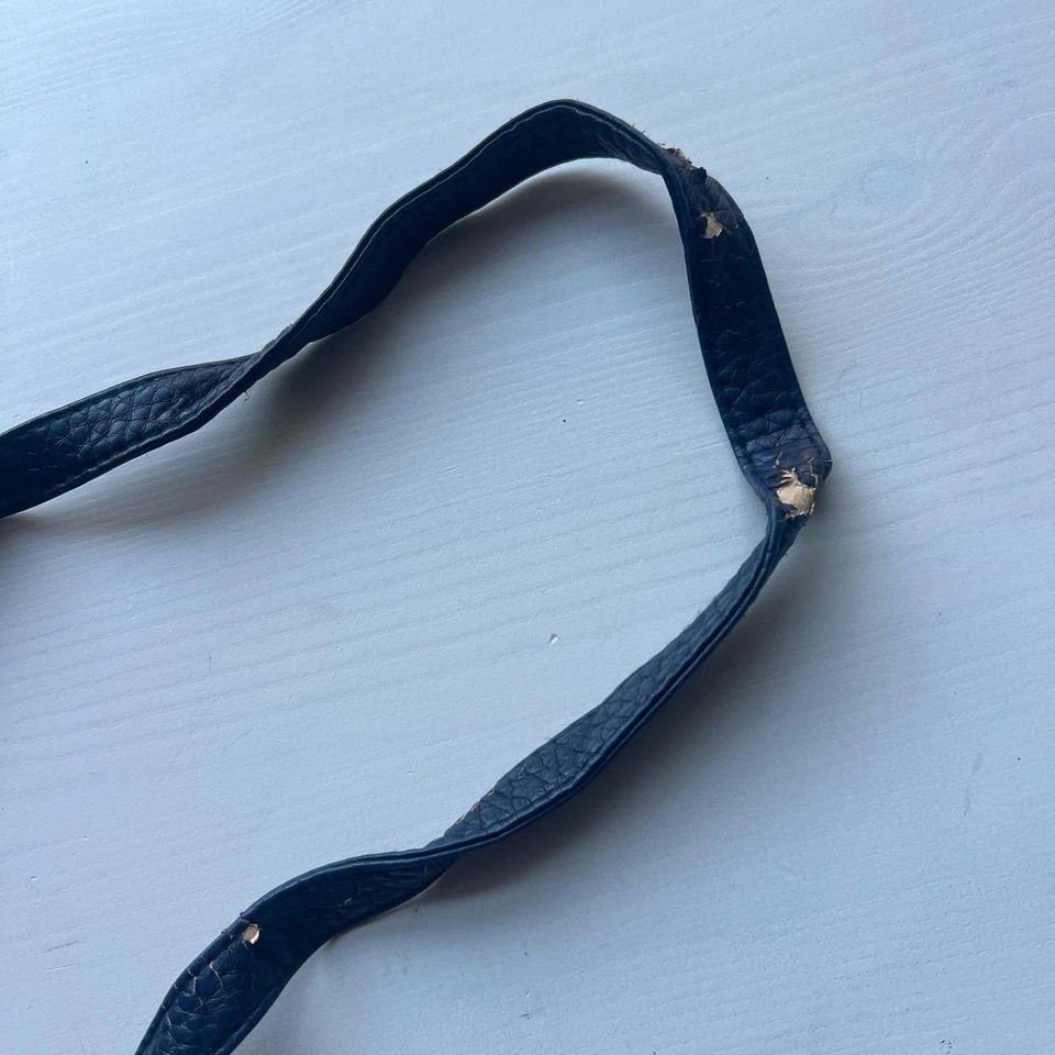 Bolso Bandolera Pequeño Y2K Roxy Púrpura Cuero Guijarro Imitación Foto 4 de 4