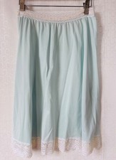 VTG 60'S OLGA SECRET HUG BABY BLUE NYLON WHITE LACE TRIM HALF SLIP 9638 S/M